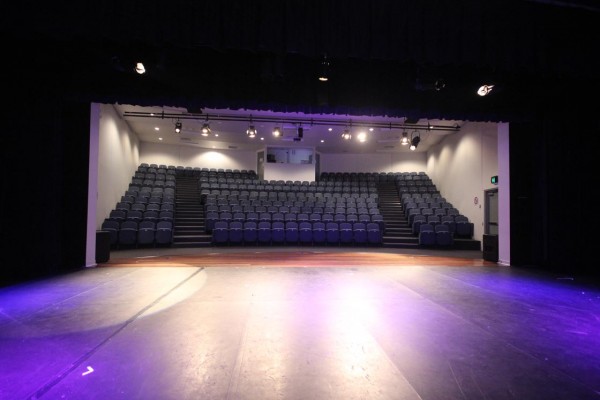 HEALESVILLE HIGH SCHOOL PERFORMING ARTS CENTRE